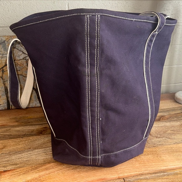 Lands End XL Navy Tote Bag (17x25x11) - Picture 7 of 16